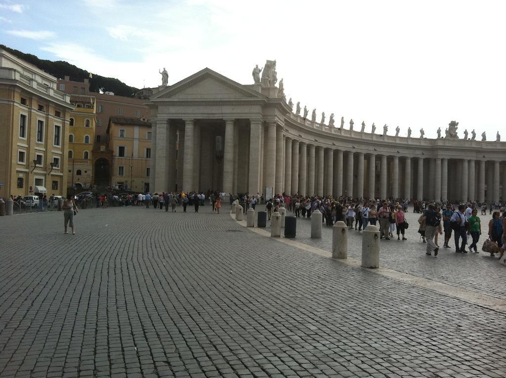 Una Notte Ai Musei Vaticani Lägenhet Rom Exteriör bild